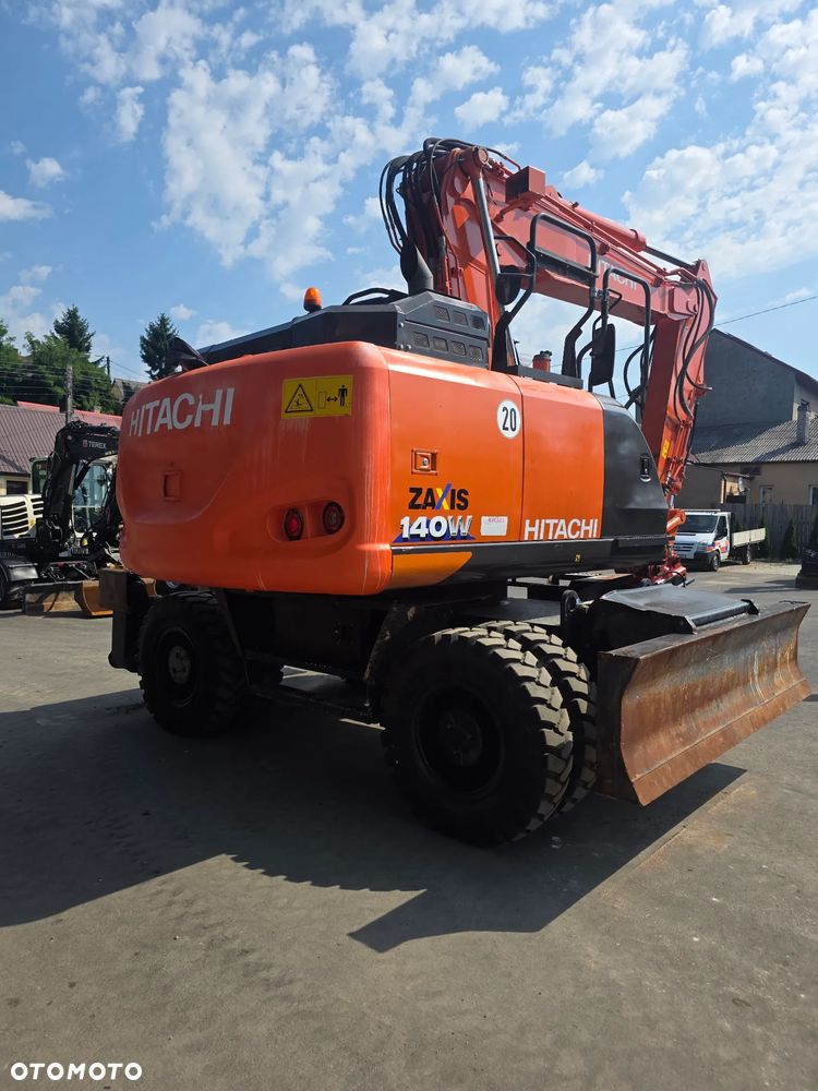 Hitachi ZX 140W-6 - 12