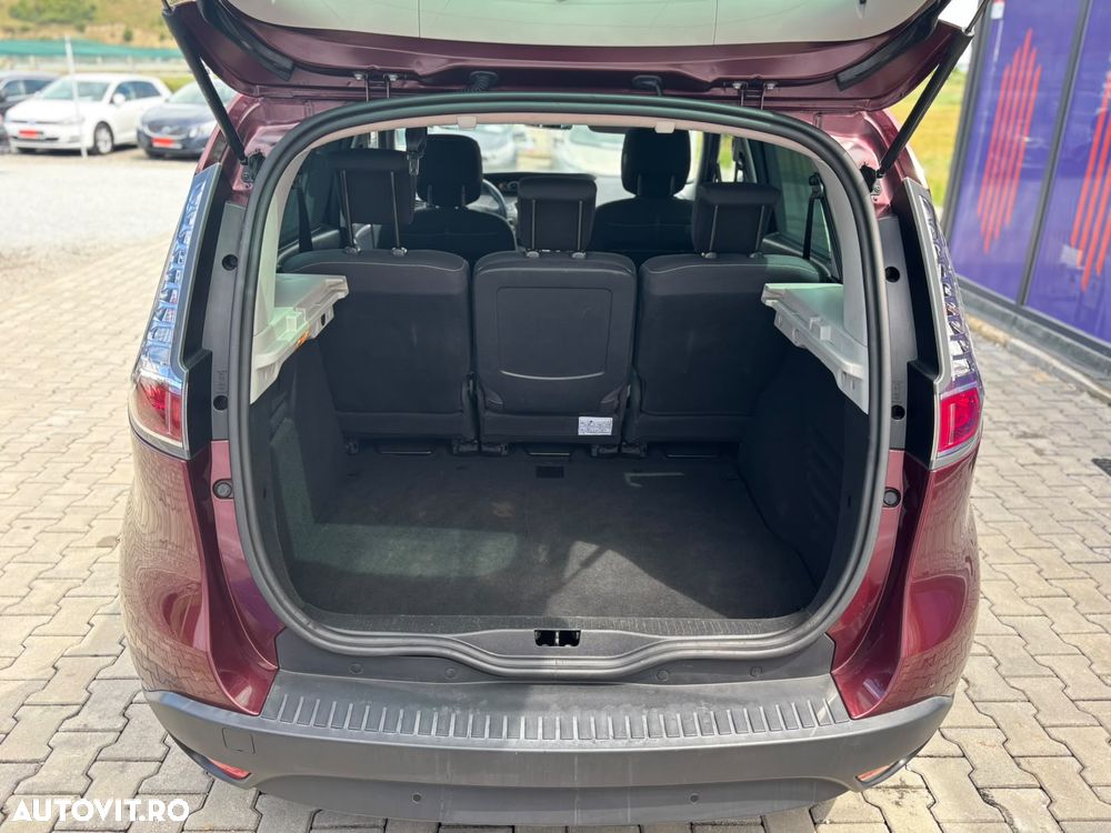 Renault Scenic - 11
