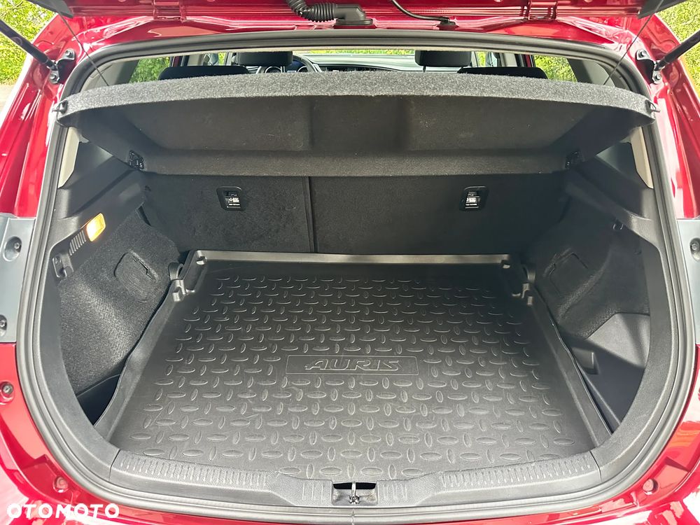 Toyota Auris 1.8 VVT-i Automatik Design Edition - 15