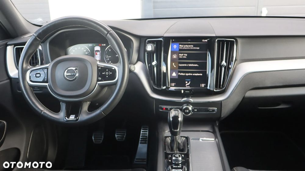 Volvo XC 60 D3 R-Design - 11