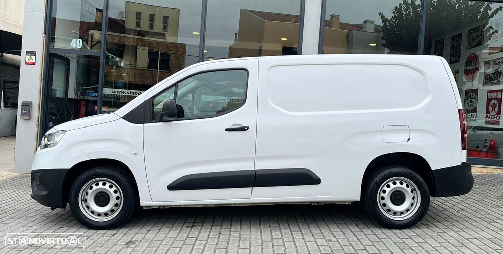 Toyota Proace City 1.5D L2h2 Longa Nacional - 16