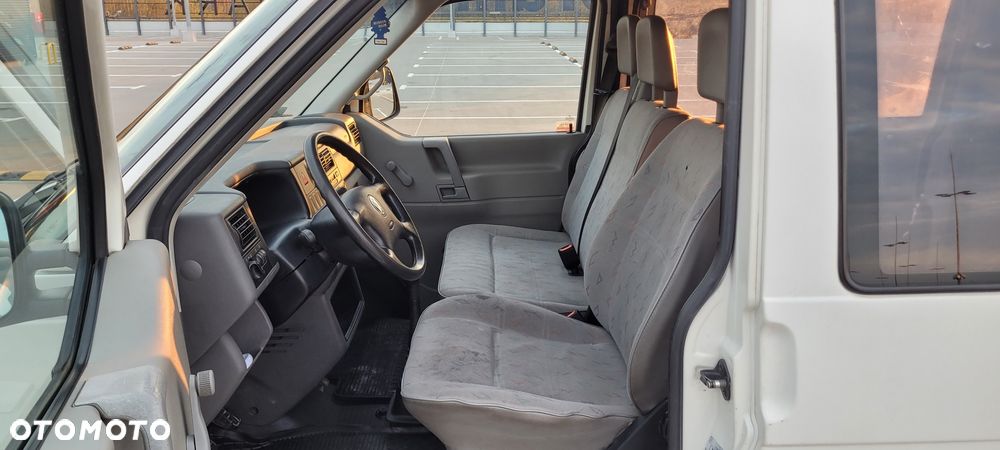 Volkswagen transporter - 14