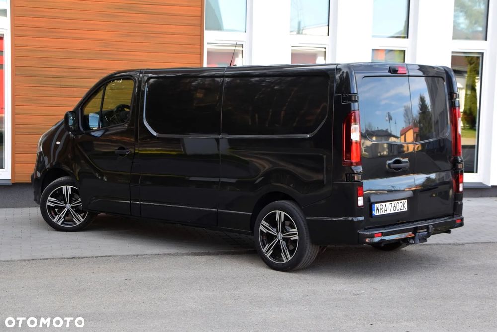 Opel Vivaro - 10