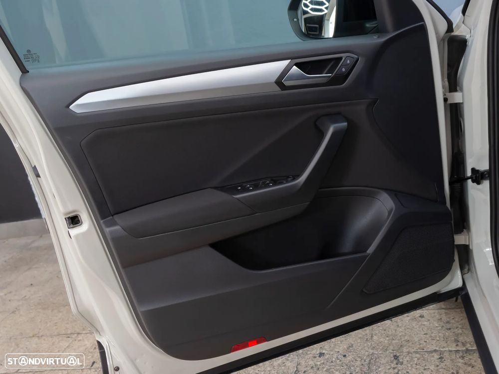 VW T-Roc 1.0 TSI Urban - 14