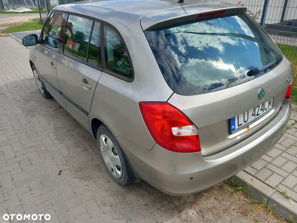 Skoda Fabia 1.2 12V Style - 4