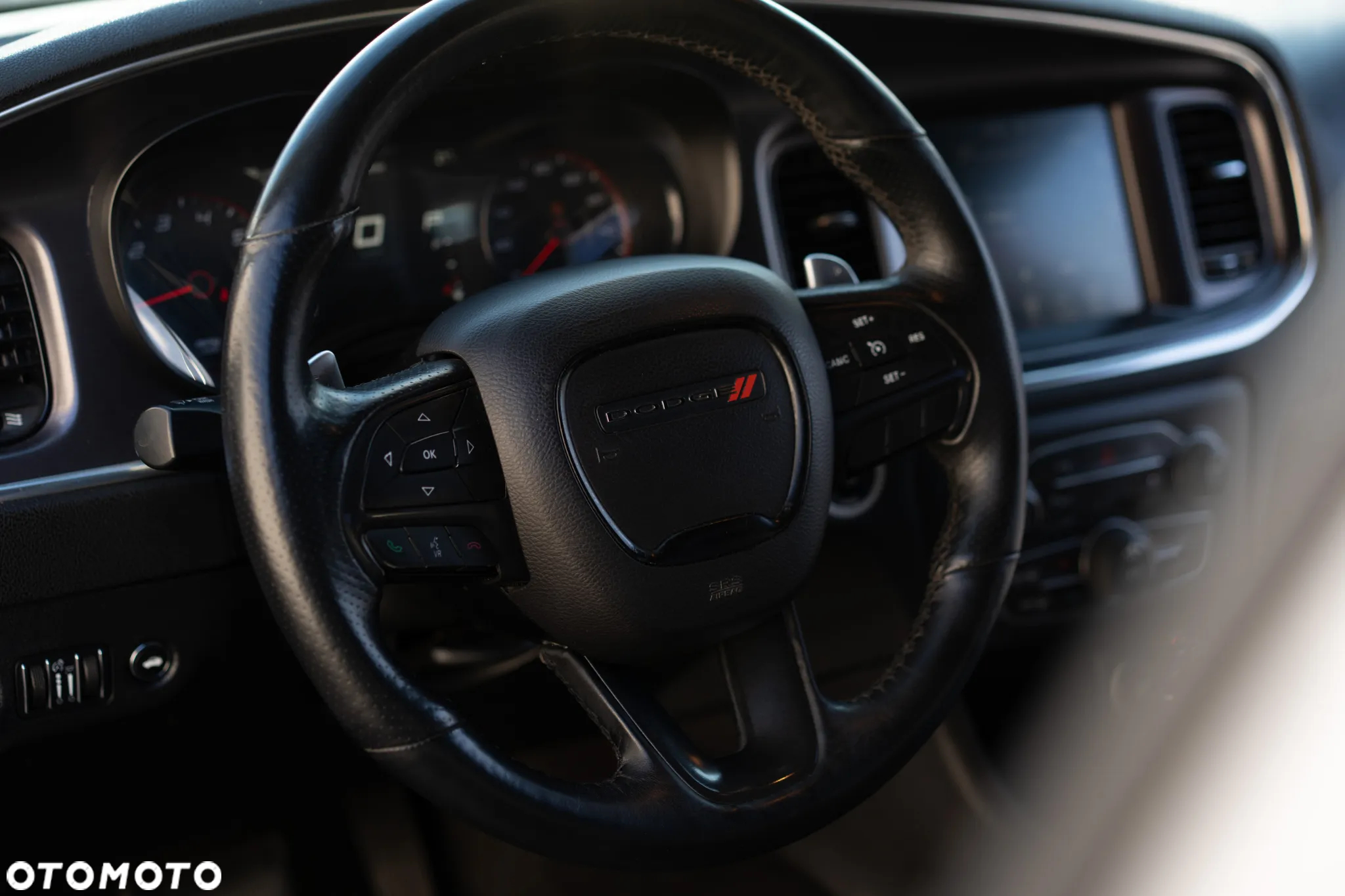 Dodge Charger 5.7 R/T - 24