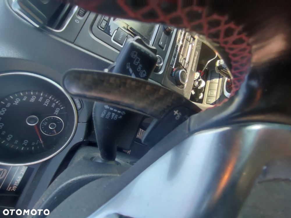 Volkswagen Golf 2.0 GTI DSG - 18