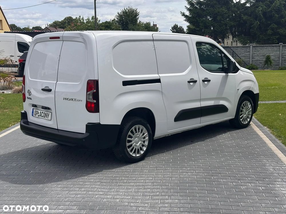 Toyota Pro.city - 2
