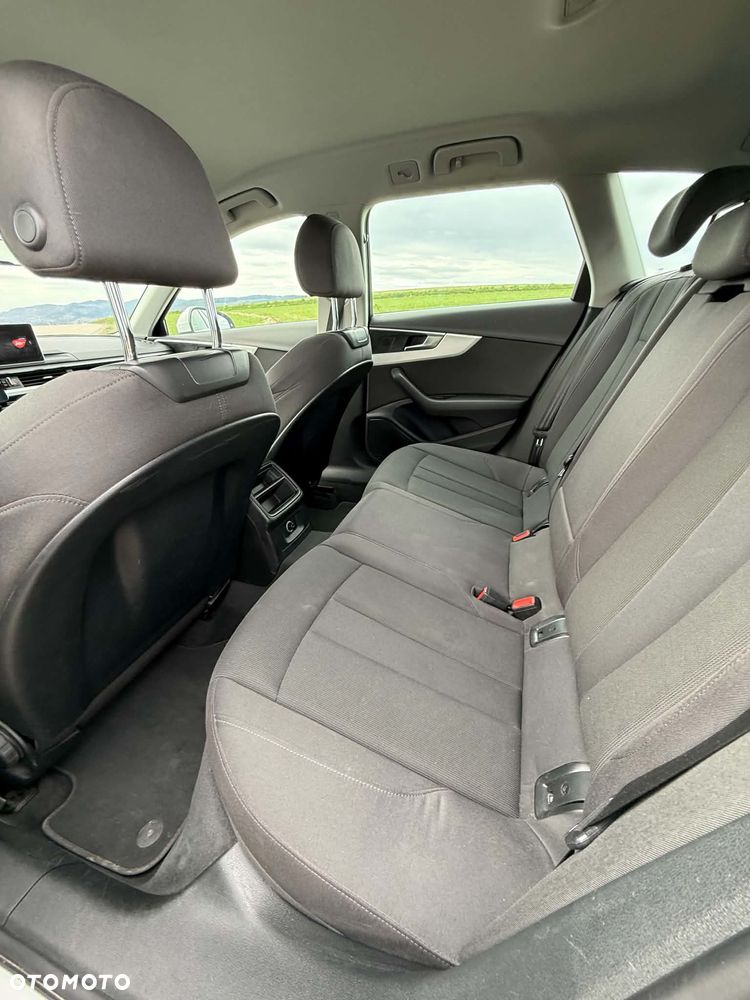 Audi A4 Avant 2.0 TDI S tronic - 15