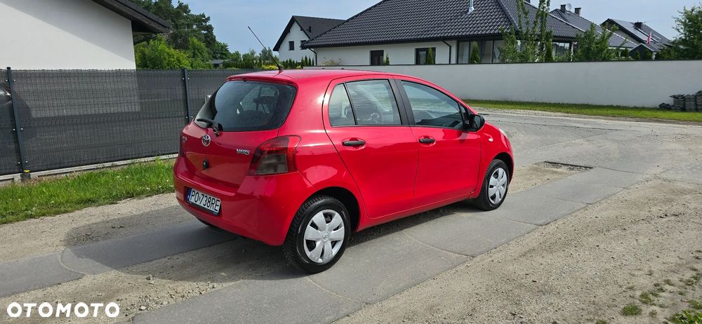 Toyota Yaris 1.0 Luna A/C - 4