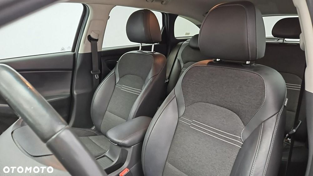 Hyundai i30 - 12