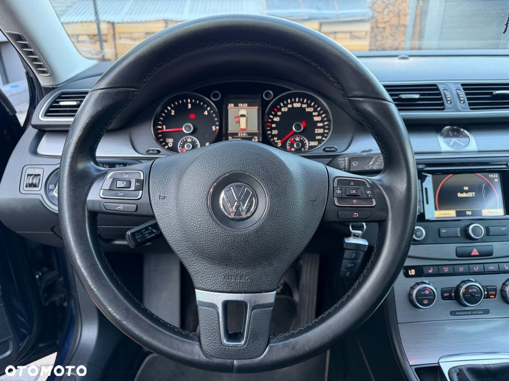 Volkswagen Passat 2.0 BlueTDI SCR Business Edition - 14