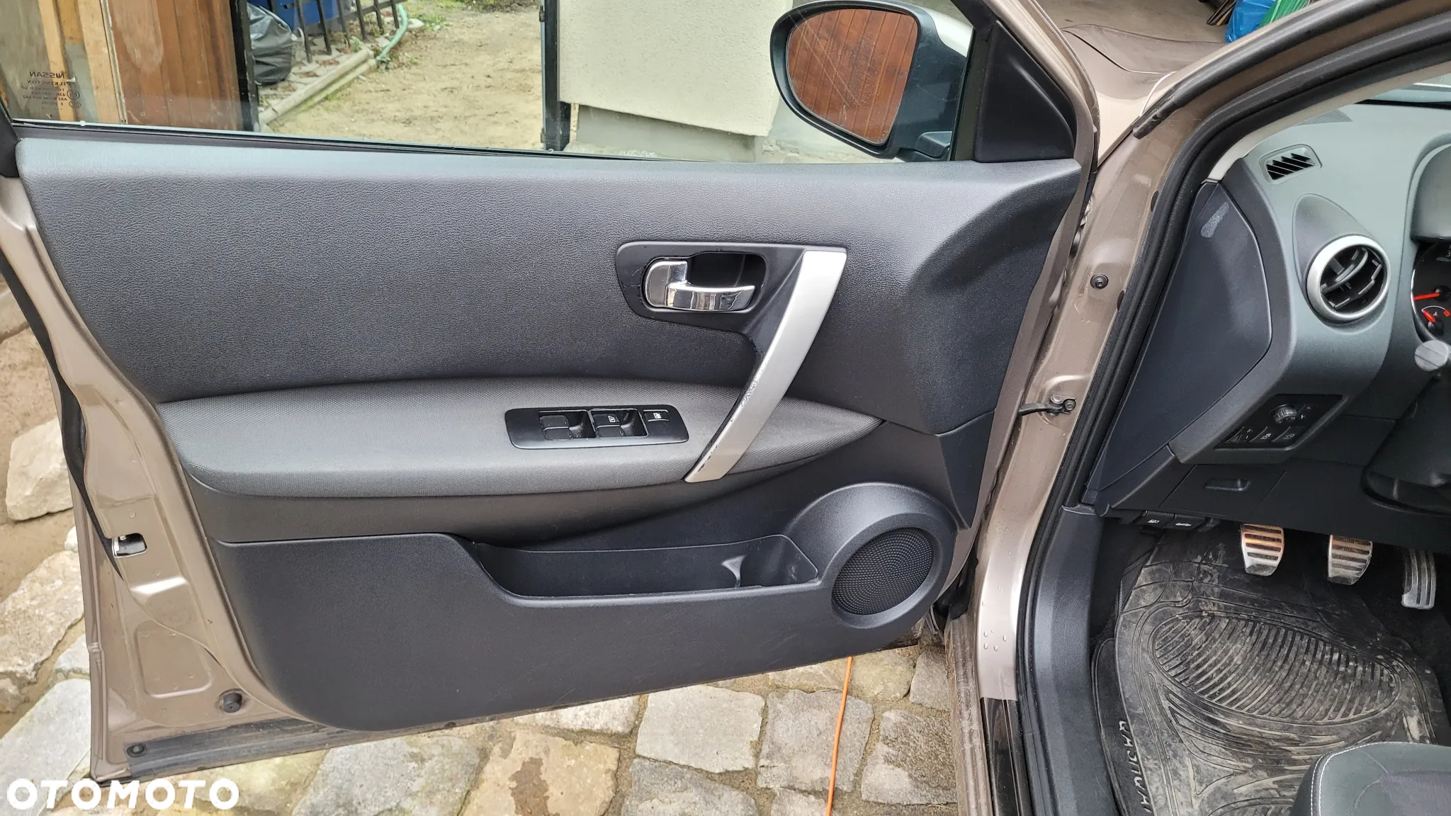 Nissan Qashqai 1.6 dCi Tekna - 11