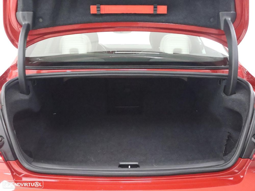 Volvo S60 2.0 T8 PHEV Inscription AWD - 6