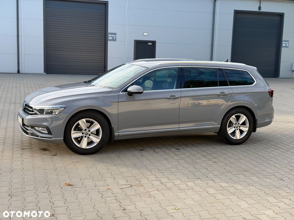 Volkswagen Passat 2023 photo 3
