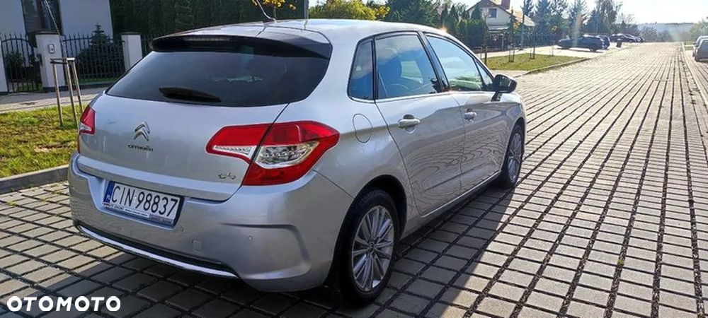 Citroën C4 1.6 HDi Equilibre Pack Navi - 5
