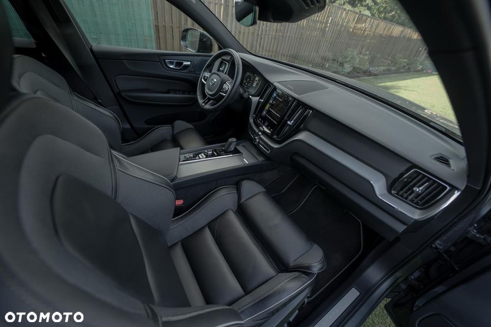 Volvo XC 60 - 24