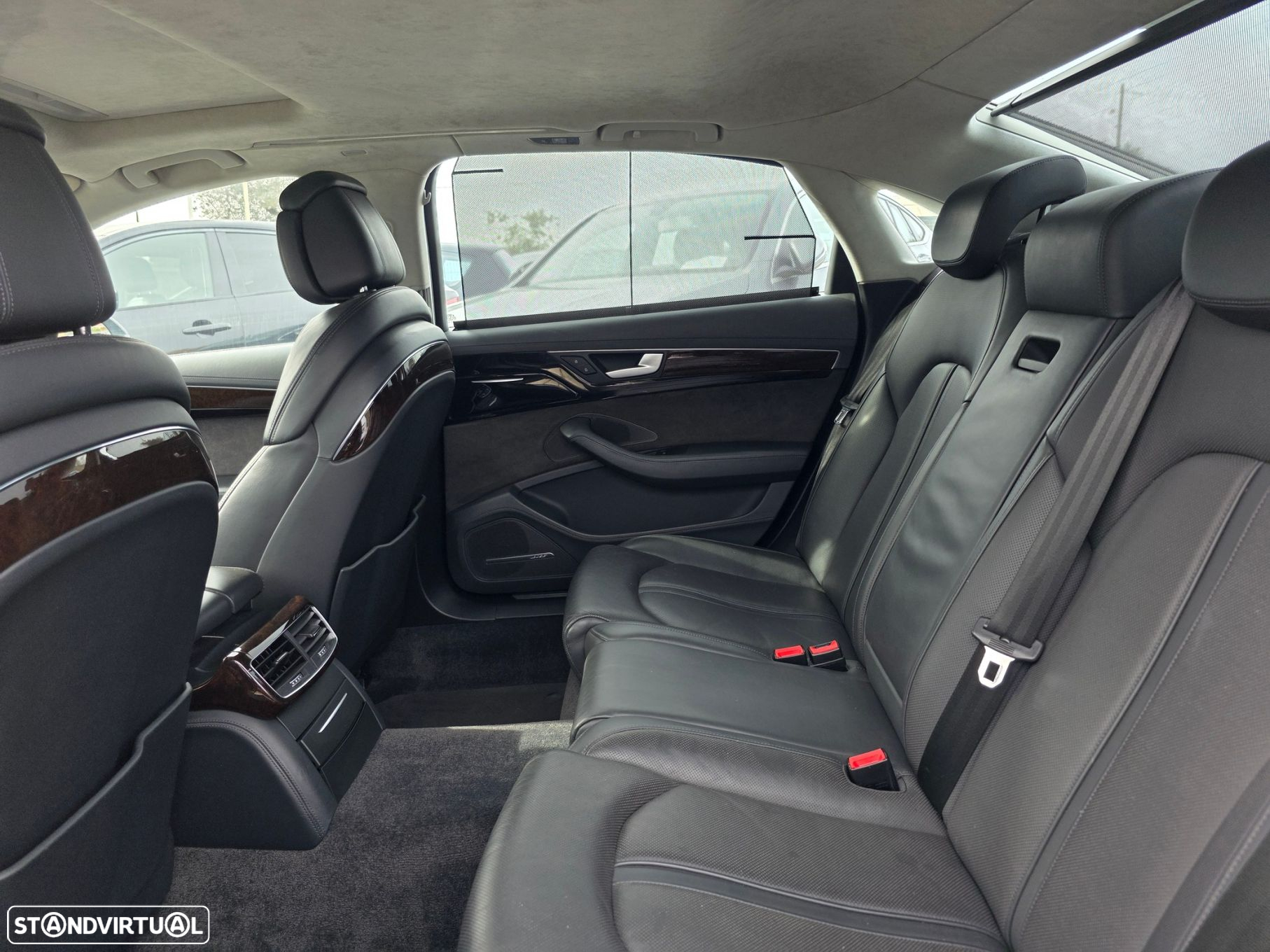 Audi A8 - 8