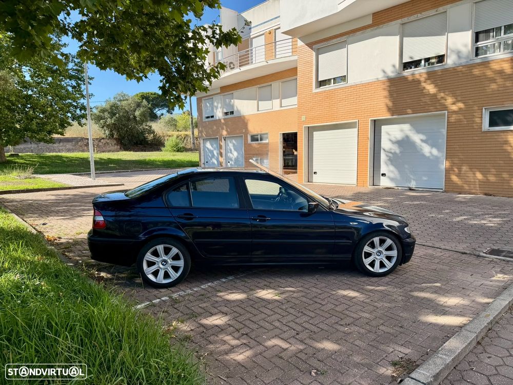 BMW 320 d Navigator - 4
