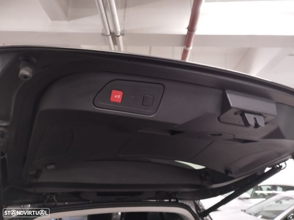 Citroën C5 Aircross 1.6 Hybrid Shine e-EAT8 - 32