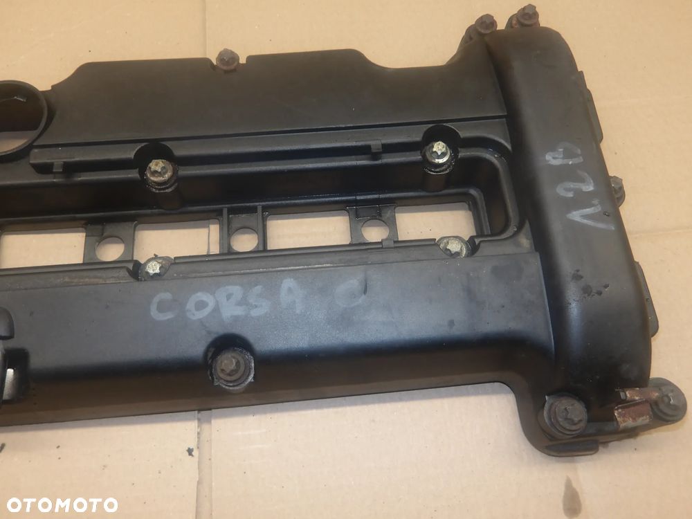 OPEL CORSA C 00-03 1.2B POKRYWA ZAWORÓW 24403787 - 2