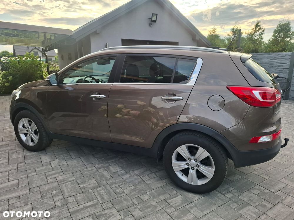 Kia Sportage 2.0 XL 2WD - 33