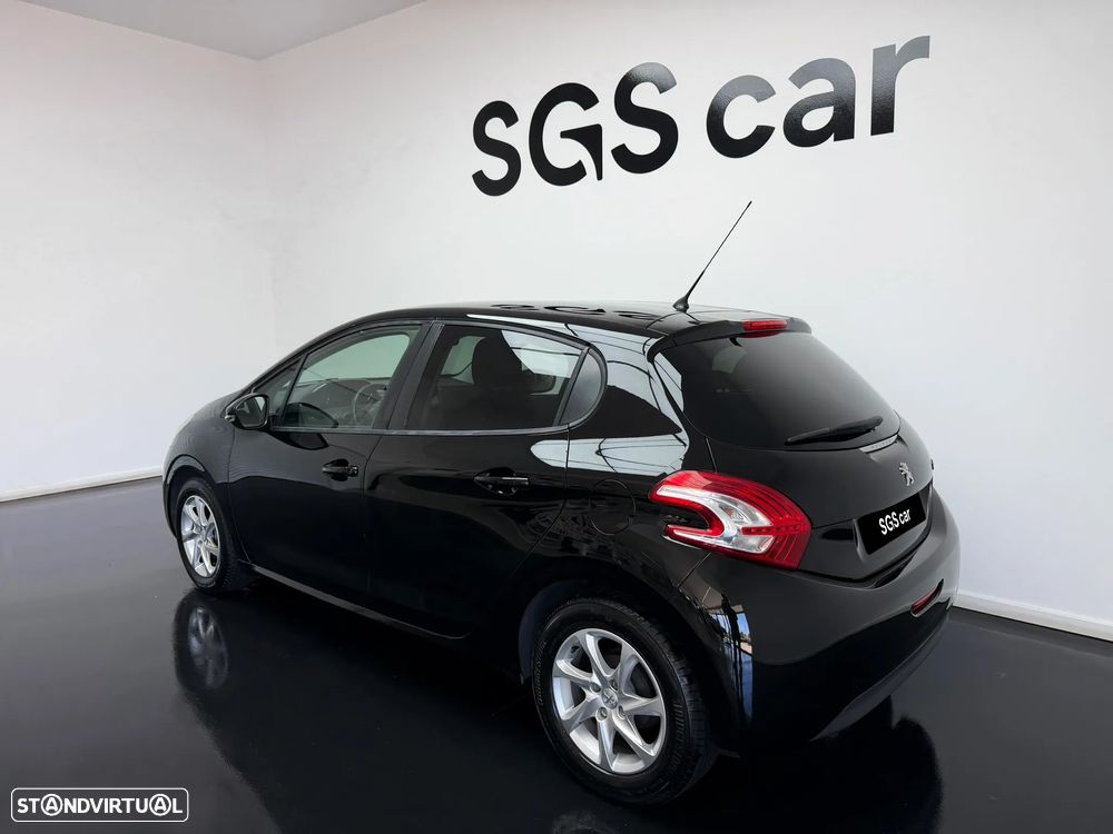 Peugeot 208 1.2 PureTech Style - 4