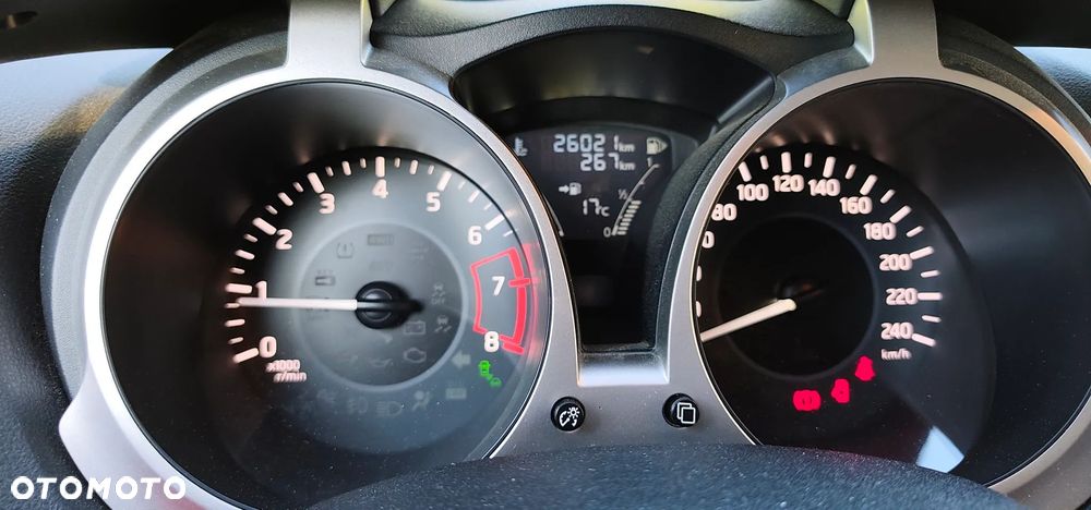 Nissan Juke 1.6 N-Connecta - 9