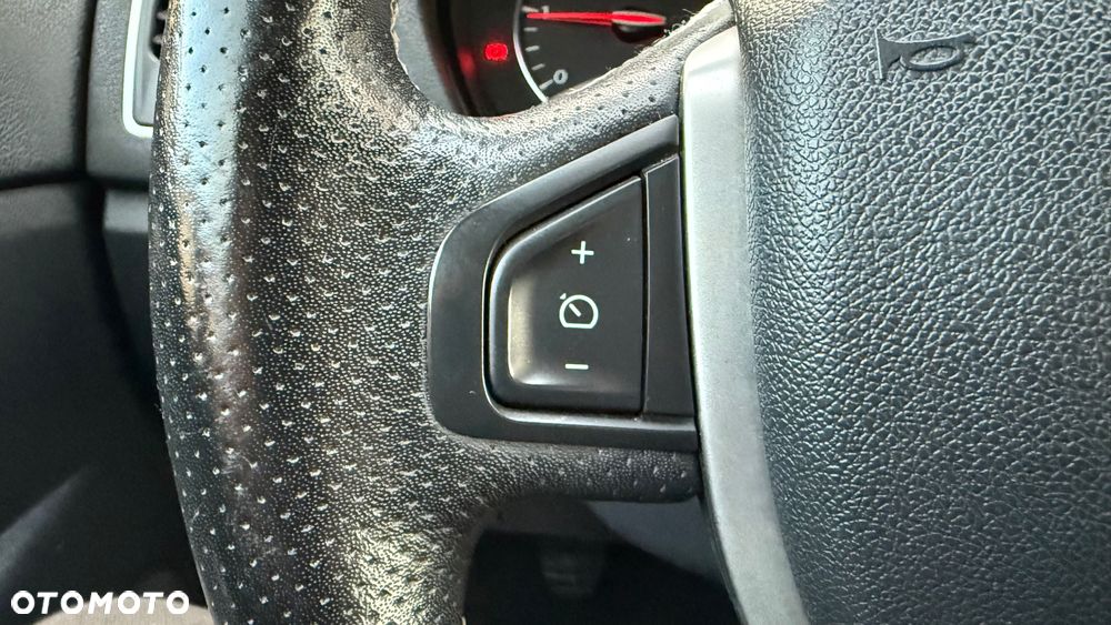 Renault Laguna 2.0 dCi Bose Edition - 15