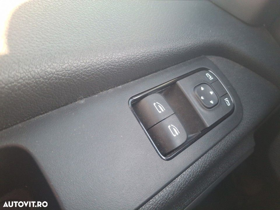 Mercedes-Benz Sprinter - 12