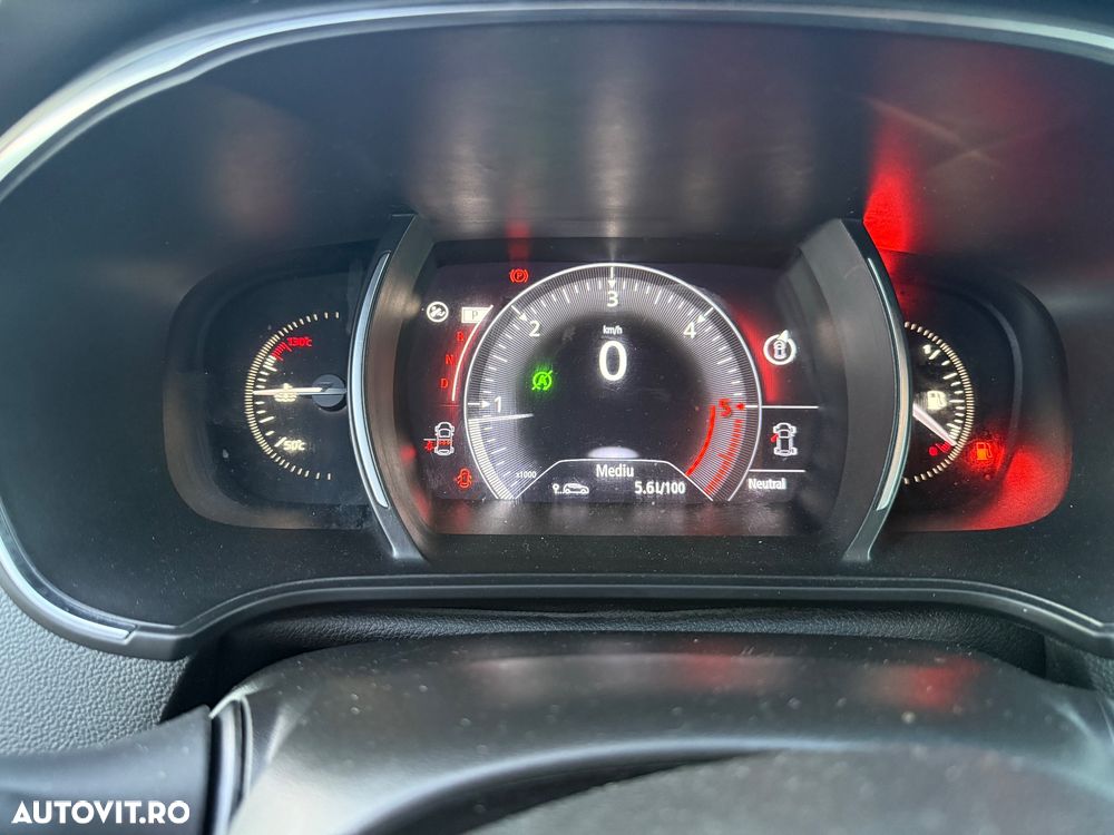 Renault Megane ENERGY dCi 110 EDC BOSE EDITION - 12