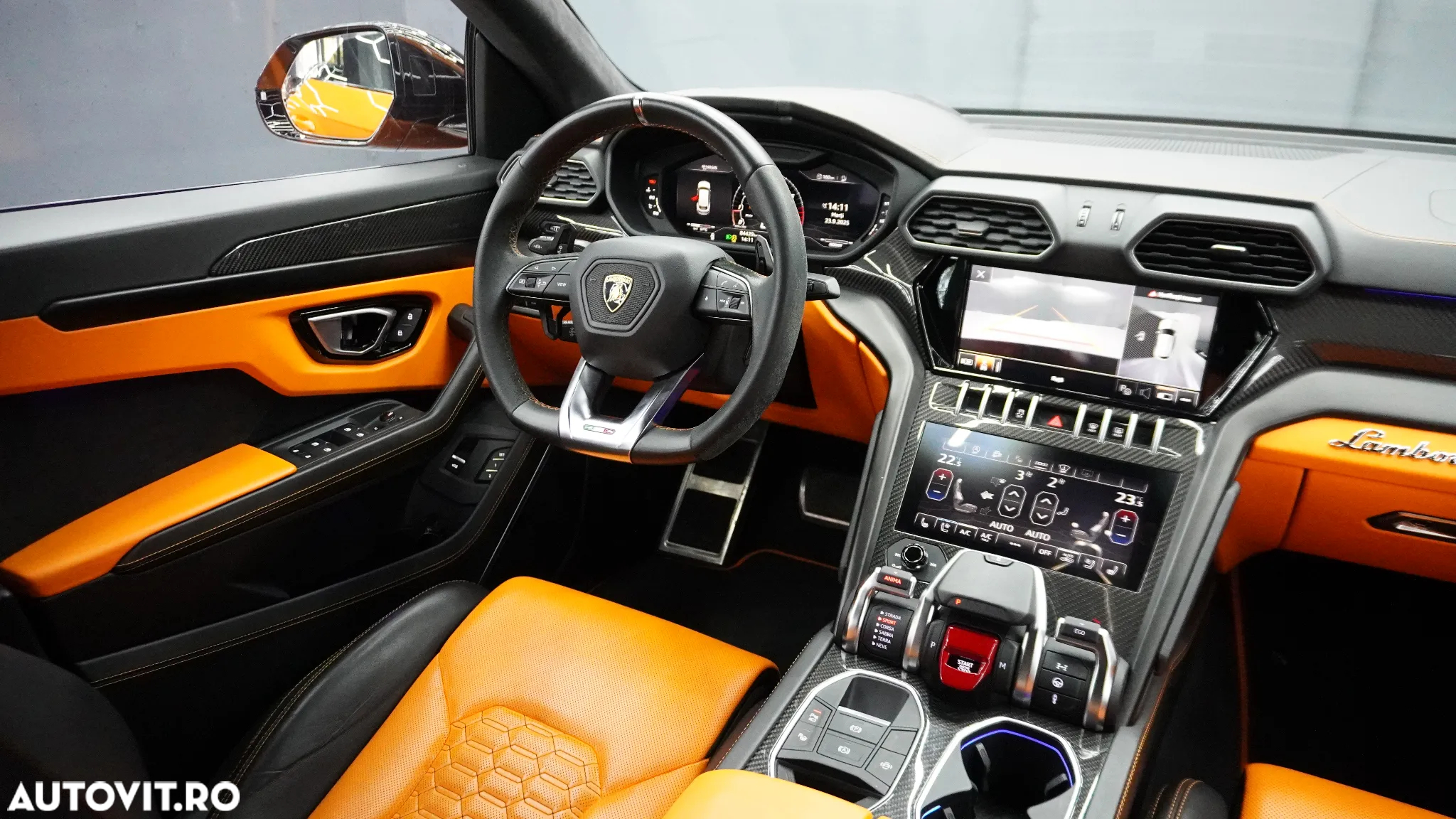 Lamborghini URUS Standard - 19