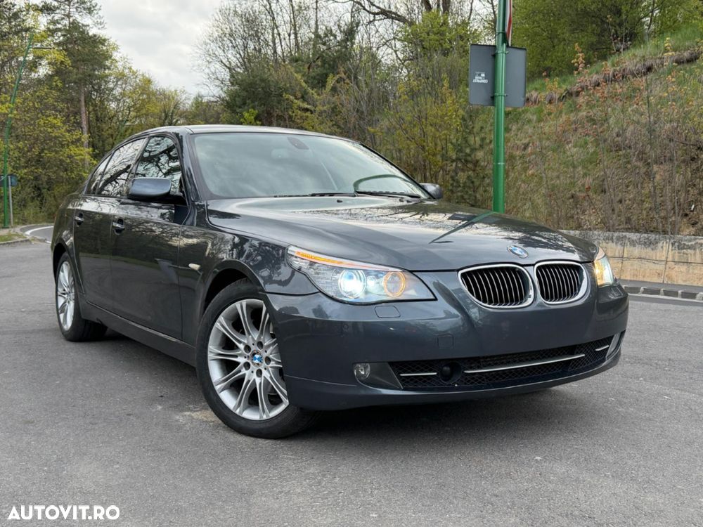 BMW Seria 5 530xd Aut. - 1