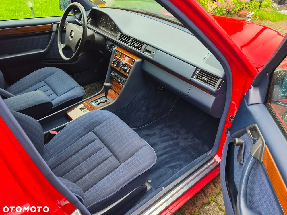 Mercedes-Benz W124 (1984-1993) - 11