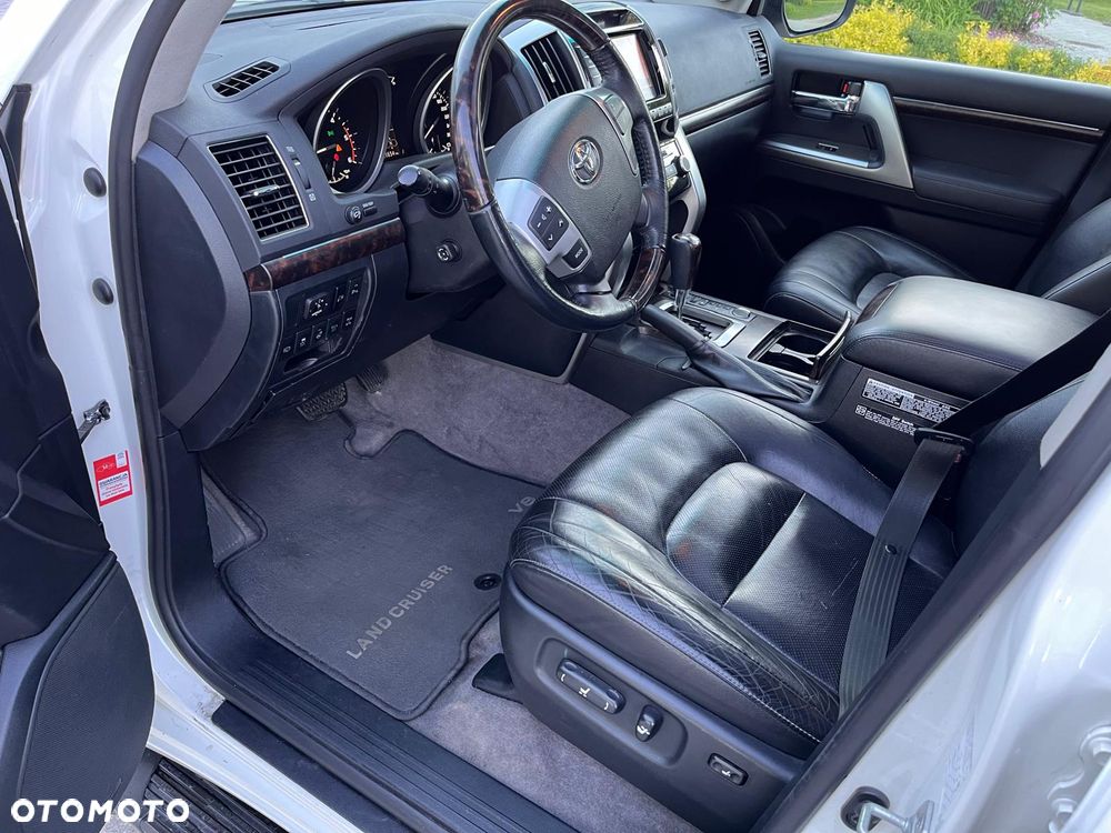 Toyota Land Cruiser LC 4.5 D-4D Prestige Executive 7os - 8