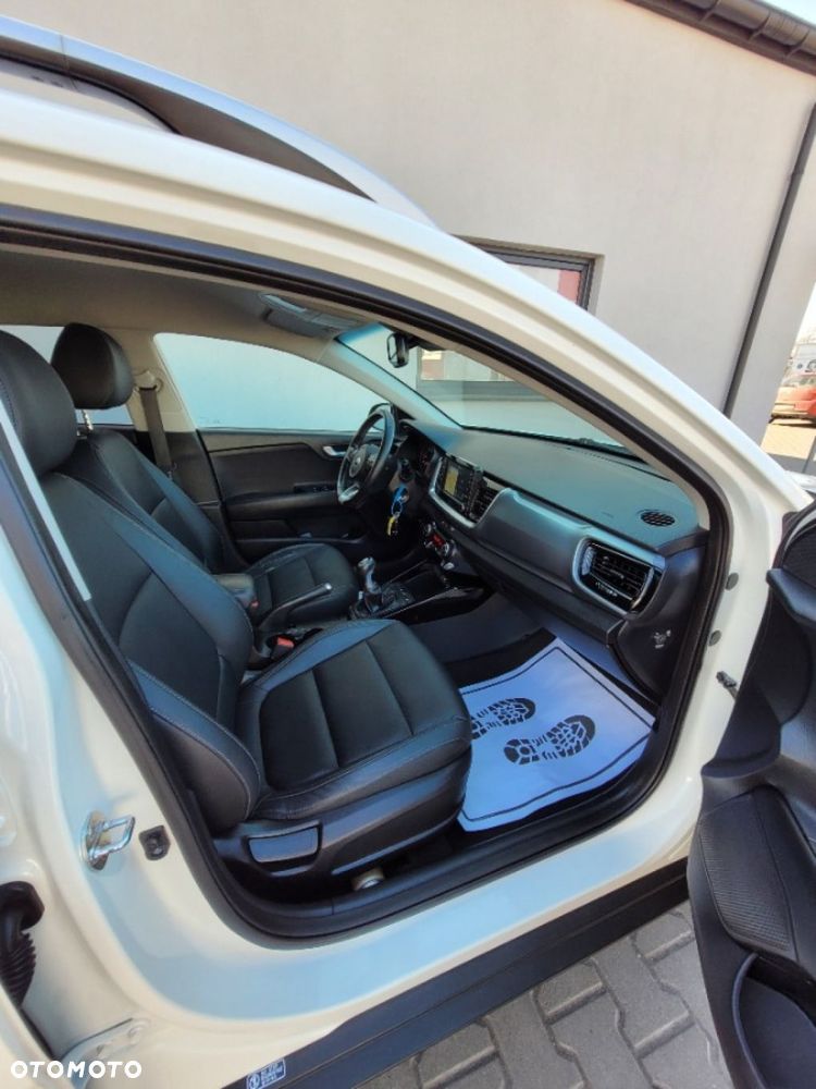 Kia Stonic 1.6 CRDi Vision - 18