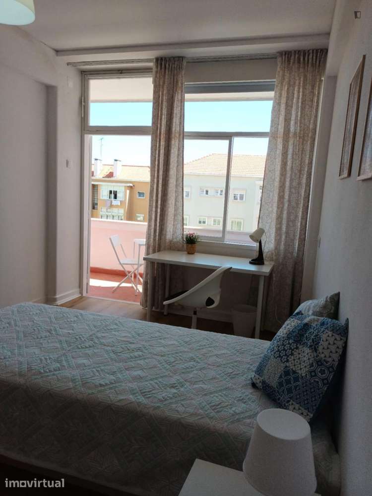 Quarto - localizado em Entrecampos Lisbon - Grande imagem: 5/18