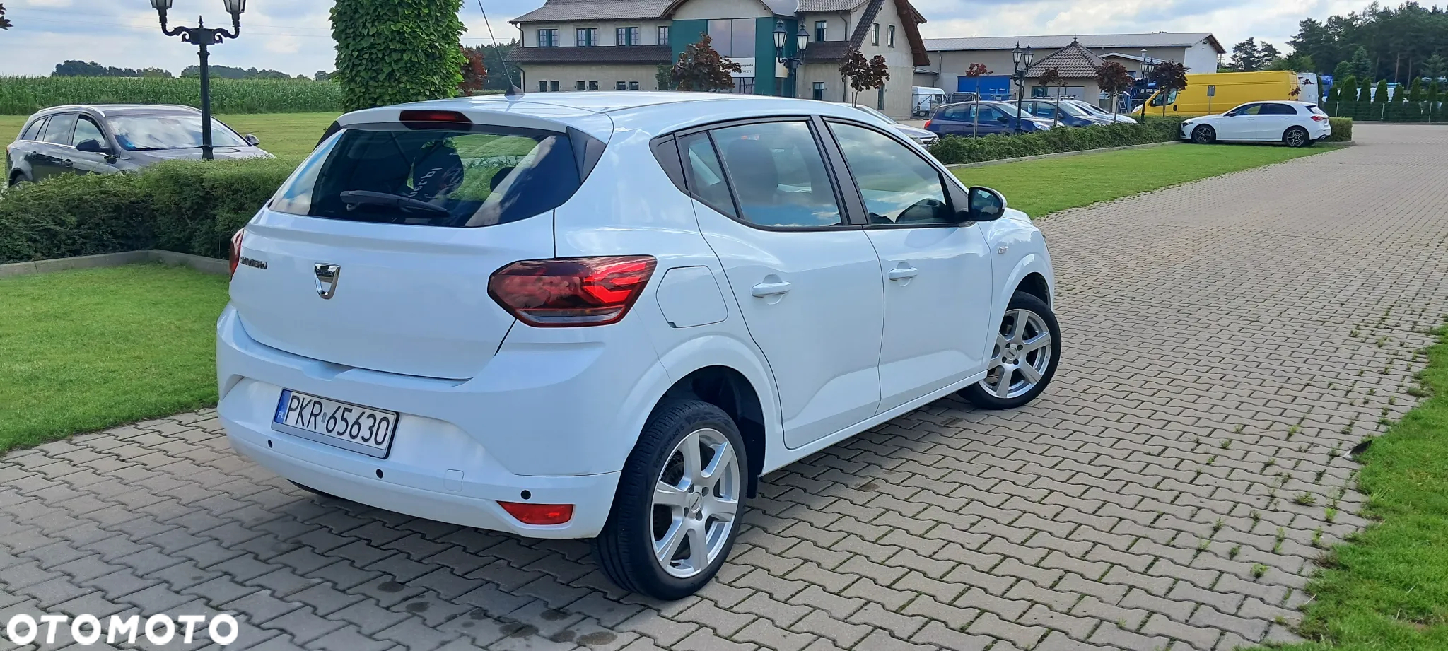 Dacia Sandero SCe 65 Essential - 6