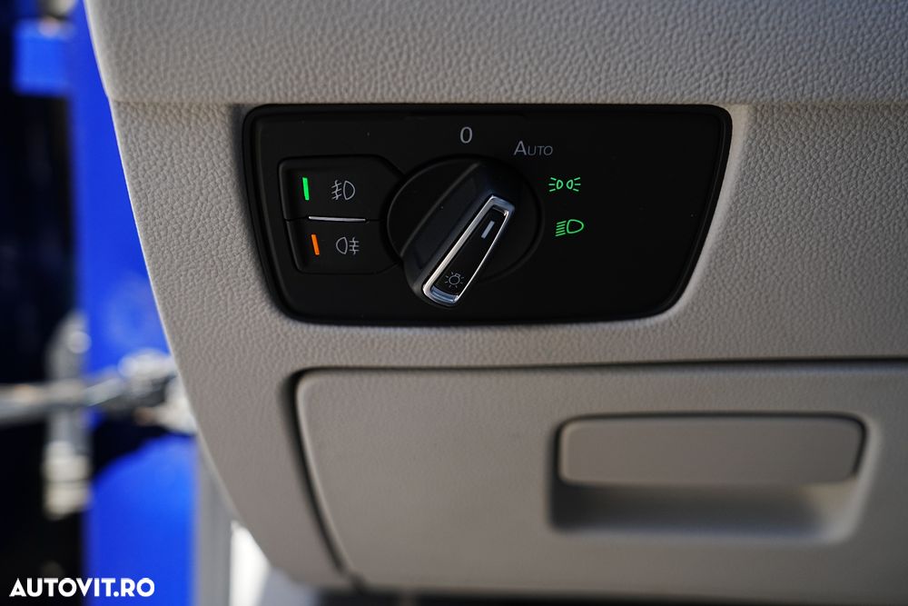 Volkswagen Passat Variant 2.0 TDI DSG R Executive - 23