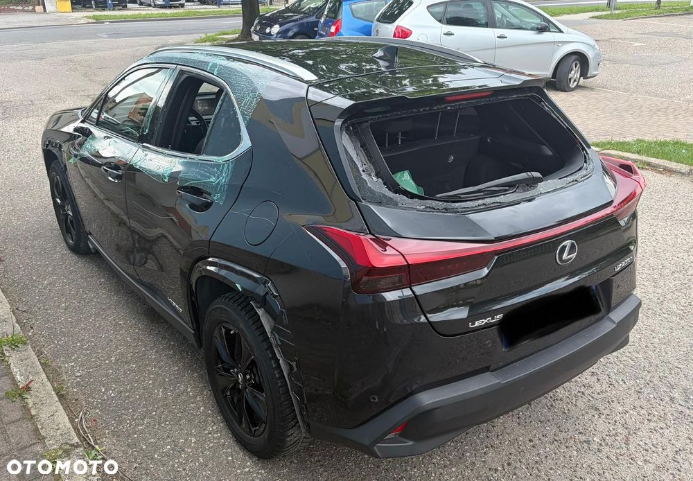 Lexus UX - 6