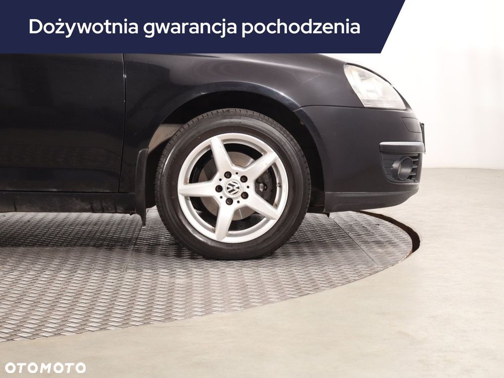 Volkswagen Jetta - 17