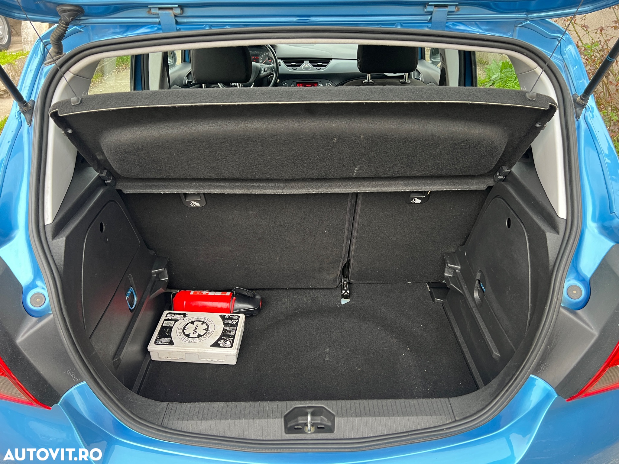 Opel Corsa 1.4 ECOTEC Aut. Cosmo - 6