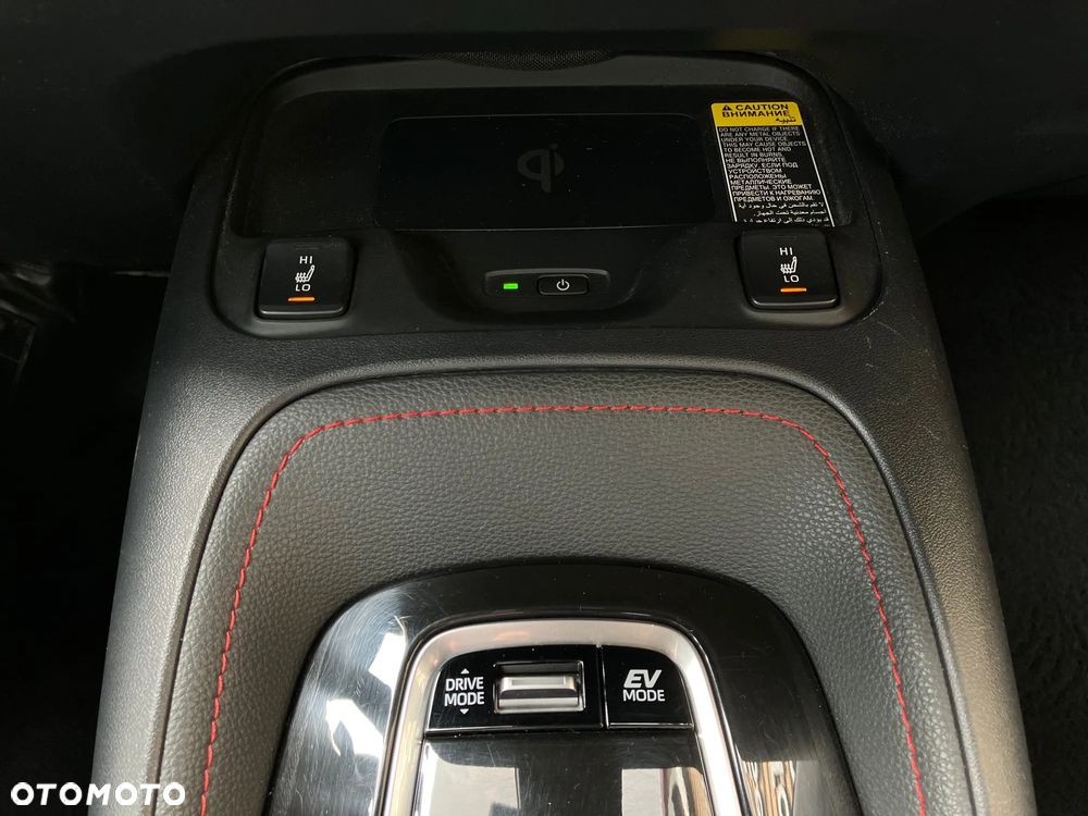 Toyota Corolla 2.0 Hybrid Selection - 32