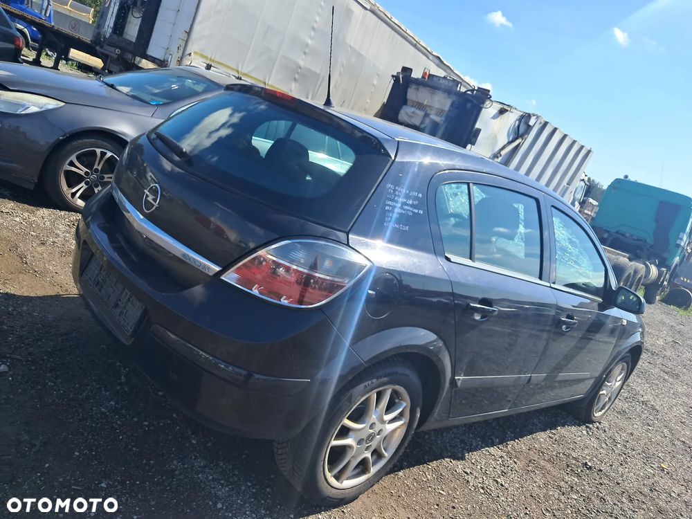 ❌Dawca części ❌ OPEL ASTRA H 2009 HB 1.4 16V KOD LAK: Z20R - 5