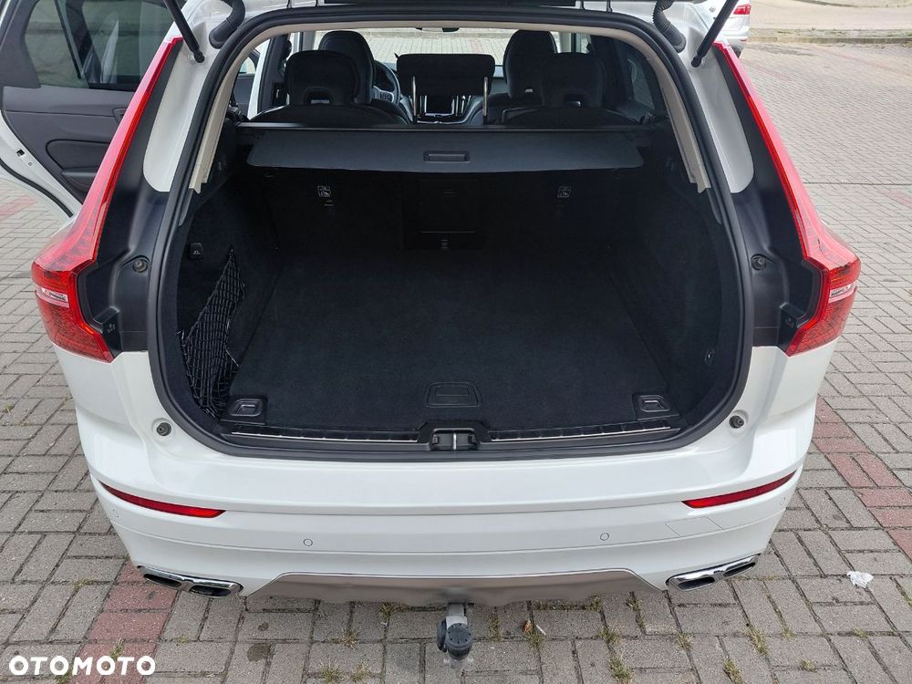 Volvo XC 60 B4 B Momentum - 13