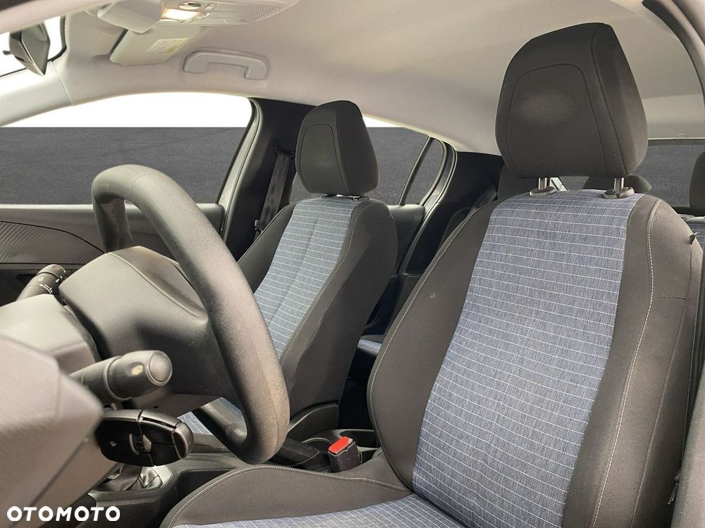 Peugeot 208 - 12