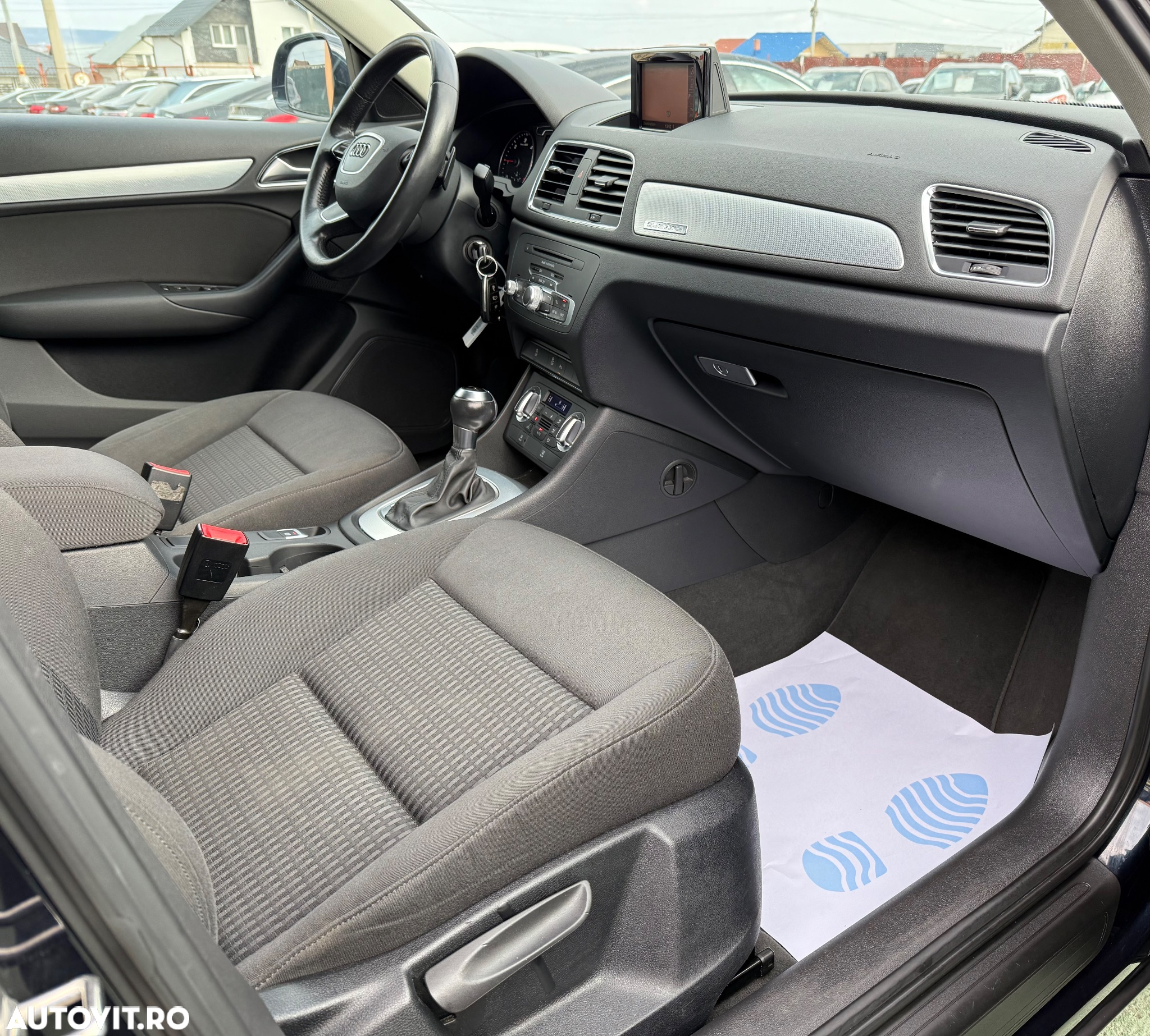 Audi Q3 2.0 TDI Quattro Stronic Design - 17