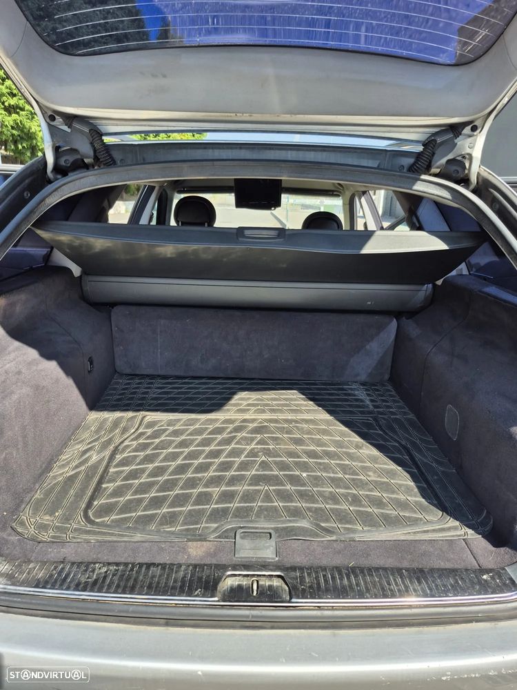 Mercedes-Benz E 220 CDi Avantgarde Aut. - 6