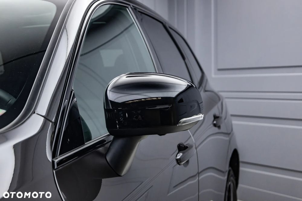 Volvo XC 60 T8 Plug-In Hybrid AWD R-Design - 34