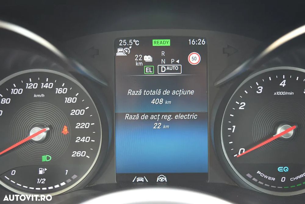 Mercedes-Benz GLC 300 e 4MATIC - 31